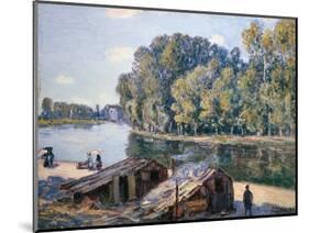 Cabins at the Loing Canal in Sunshine, 1896-Alfred Sisley-Mounted Giclee Print