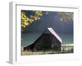 Cades Cove Barn-J.D. Mcfarlan-Framed Photographic Print