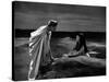 CAESAR AND CLEOPATRA, 1945 directed by GABRIEL PASCAL Claude Rains and Vivien Leigh (b/w photo)-null-Stretched Canvas