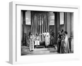 CAESAR AND CLEOPATRA, 1945-null-Framed Photo