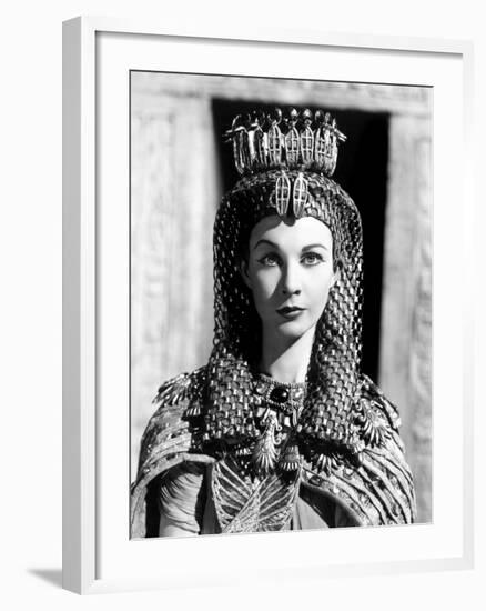 Caesar and Cleopatra, Vivien Leigh, 1945-null-Framed Photo