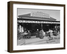 Cafe Du Monde-null-Framed Premium Photographic Print