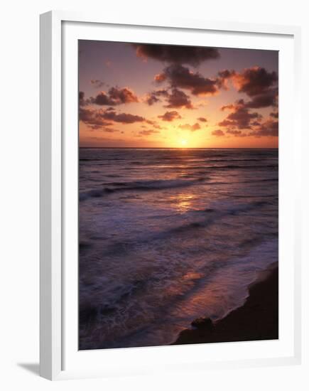 California, San Diego, Sunset Cliffs, Waves Crashing on a Beach-Christopher Talbot Frank-Framed Premium Photographic Print