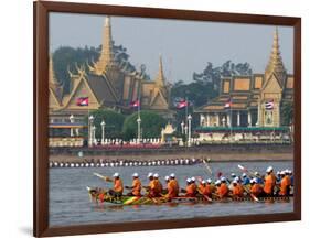 Cambodian Racers Row Their Wooden Boat-Heng Sinith-Framed Photographic Print