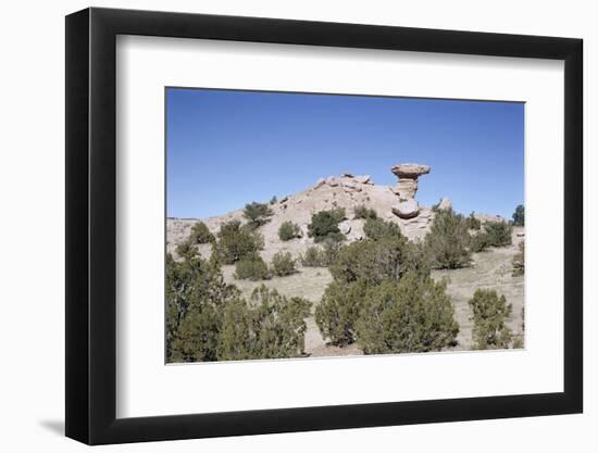 Camel Rock, Near Santa Fe, New Mexico, USA-Walter Rawlings-Framed Premium Photographic Print