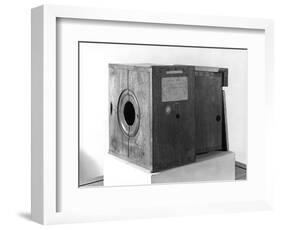 Camera of Joseph Nicephore Niepce, c.1816-22-null-Framed Giclee Print