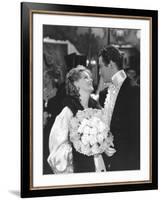 Camille by George Cukor, based on a novel by Alexandre Dumas son, with Greta Garbo, Robert Taylor, -null-Framed Photo