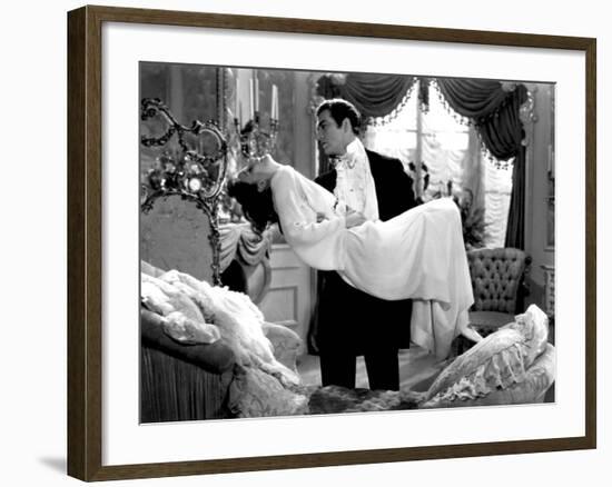 Camille, Greta Garbo, Robert Taylor, 1936-null-Framed Photo