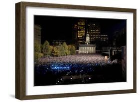 Campaign 2016 Clinton-Andrew Harnik-Framed Photographic Print