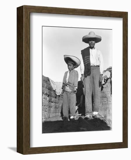 Campesino and Son, State of Veracruz, Mexico, 1927-Tina Modotti-Framed Giclee Print