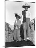 Campesino and Son, State of Veracruz, Mexico, 1927-Tina Modotti-Mounted Giclee Print