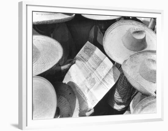 Campesinos Reading El Machete, Mexico City, 1929-Tina Modotti-Framed Premium Giclee Print