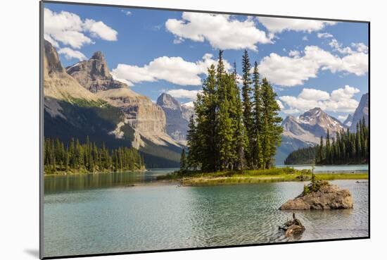 Canada, Alberta, Jasper National Park, Maligne Lake and Spirit Island-Jamie & Judy Wild-Mounted Photographic Print