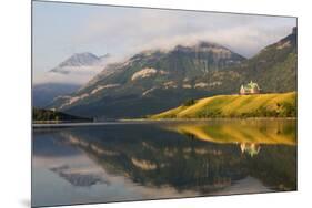 Canada, Alberta, Waterton Lakes NP, Prince of Wales Hotel-Jamie & Judy Wild-Mounted Premium Photographic Print