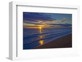 Canada, Manitoba, Winnipeg. Sunrise on Lake Winnipeg beach.-Jaynes Gallery-Framed Photographic Print