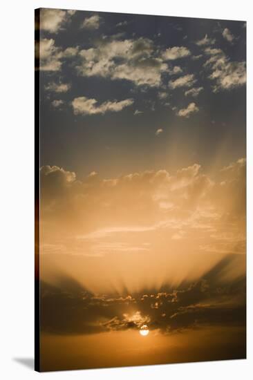 Canada, Quebec. God rays at sunset.-Jaynes Gallery-Stretched Canvas