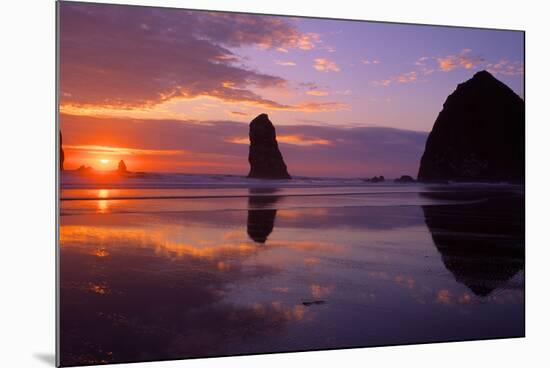 Cannon Beach II-Ike Leahy-Mounted Photographic Print