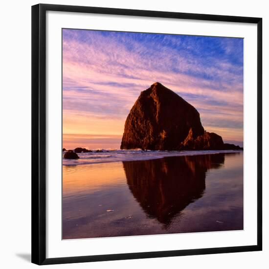 Cannon Beach IX-Ike Leahy-Framed Photographic Print