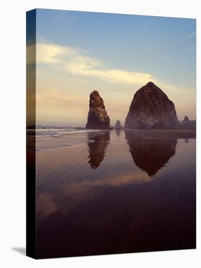 Cannon Beach X-Ike Leahy-Stretched Canvas