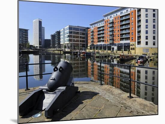 Cannon From the Royal Armouries, Clarence Dock, Leeds, West Yorkshire, England, Uk-Peter Richardson-Mounted Photographic Print