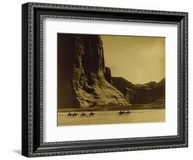 Canon De Chelly, Arizona, Navaho (Trail of Tears)-Edward S Curtis-Framed Giclee Print