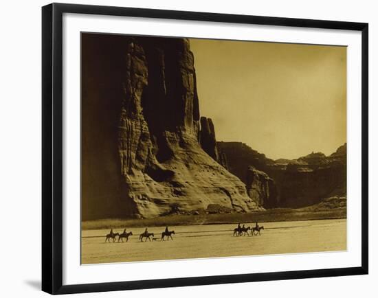 Canon De Chelly, Arizona, Navaho (Trail of Tears)-Edward S Curtis-Framed Giclee Print