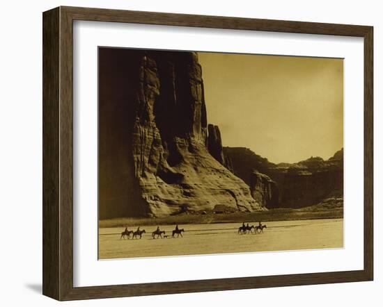 Canon De Chelly, Arizona, Navaho (Trail of Tears)-Edward S Curtis-Framed Giclee Print