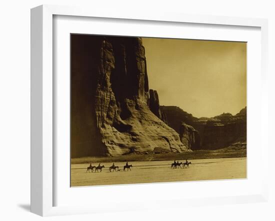 Canon De Chelly, Arizona, Navaho (Trail of Tears)-Edward S Curtis-Framed Giclee Print