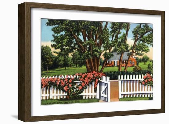 Cape Cod, Massachusetts - View of a Quaint Residence-Lantern Press-Framed Art Print