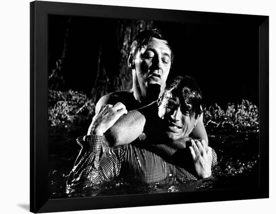 Cape Fear, Robert Mitchum, Gregory Peck, 1962-null-Framed Photo