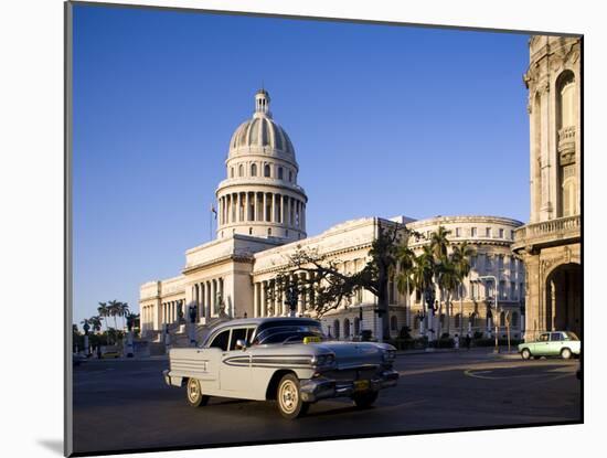 Capitolio, Central Havana, Cuba, West Indies, Central America-Ben Pipe-Mounted Photographic Print