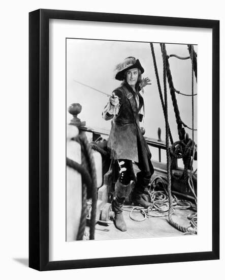 Captain Blood, Errol Flynn, 1935-null-Framed Photo