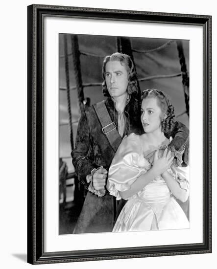 Captain Blood, Errol Flynn, Olivia De Havilland, 1935-null-Framed Photo