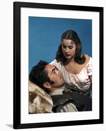 CAPTAIN FROM CASTILE, 1947 directed by HENRY KING Tyrone Power and Jean Peters (photo)-null-Framed Photo