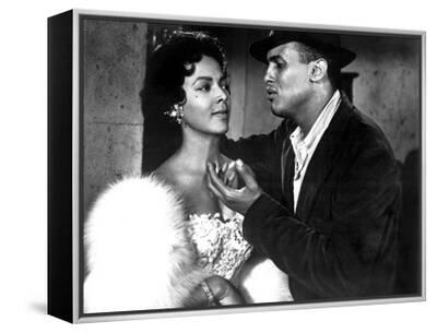 Celebrity Carmen Jones Harry Belafonte Holds Dorothy Dandridge S Feet 11x17 Poster Movies