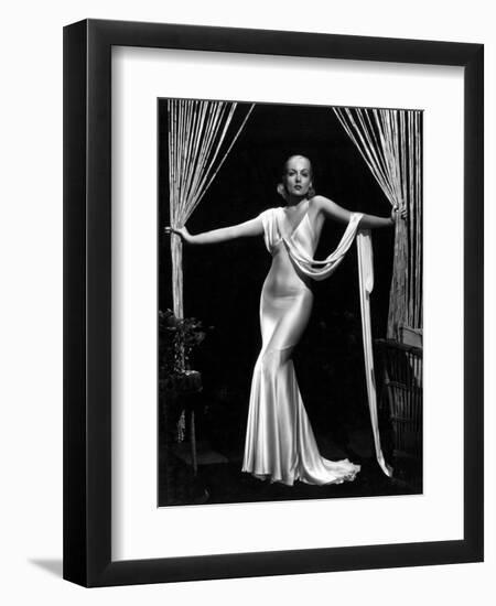 Carole Lombard, 1933-null-Framed Premium Photographic Print