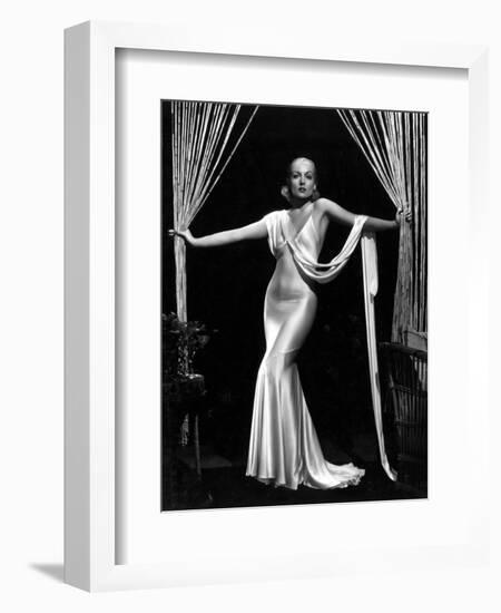 Carole Lombard, 1933-null-Framed Premium Photographic Print