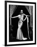 Carole Lombard, 1933-null-Framed Photographic Print