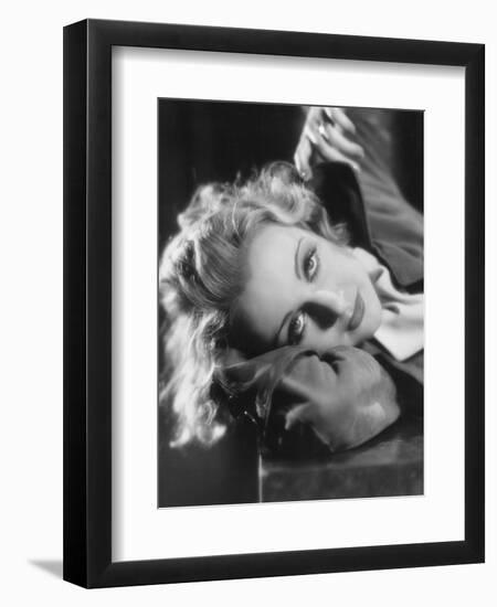 Carole Lombard-null-Framed Photographic Print