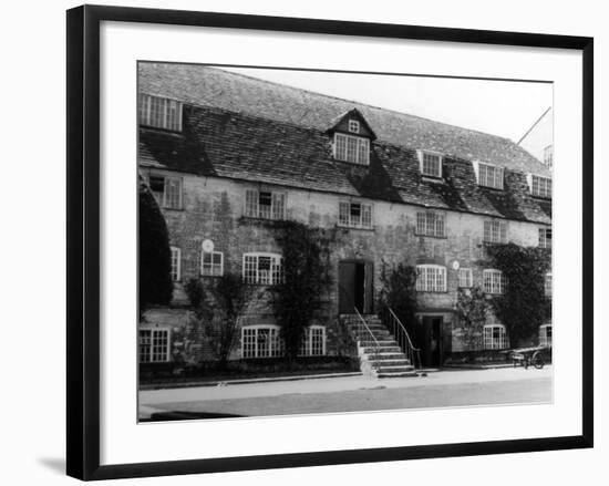 Carpet Factory-null-Framed Photographic Print