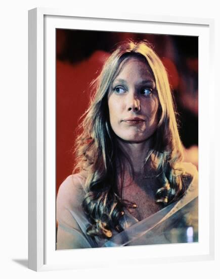 CARRIE, 1976 directed by BRIAN by PALMA Sissy Spacek (photo)-null-Framed Photo