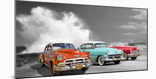 Cars in Avenida de Maceo, Havana, Cuba (BW)-Pangea Images-Mounted Giclee Print