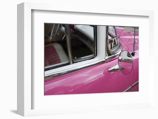 Cars of Cuba V-Laura Denardo-Framed Photographic Print