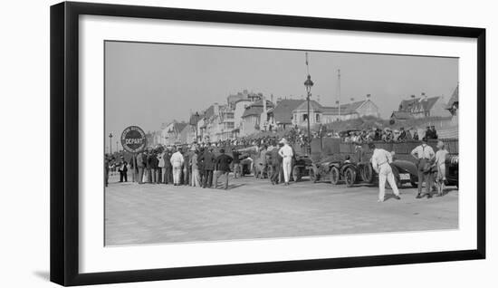 Cars on the seafront at Le Touquet, Boulogne Motor Week, France, 1928-Bill Brunell-Framed Photographic Print