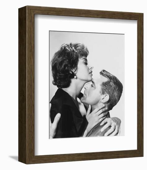 Cary Grant & Sophia Loren-null-Framed Photo