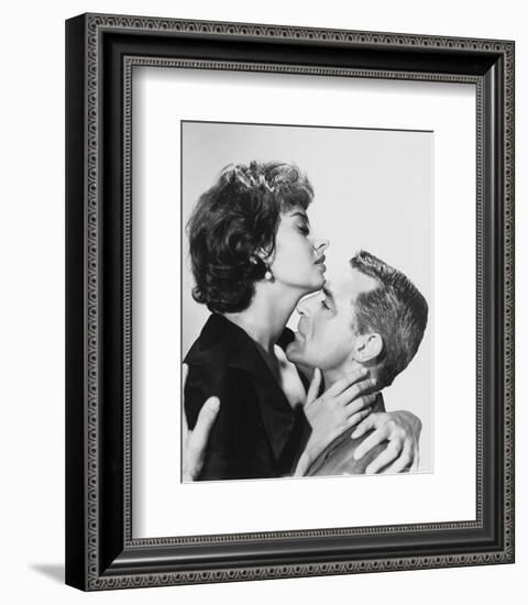 Cary Grant & Sophia Loren-null-Framed Photo