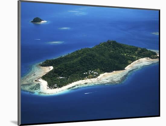 Castaway Island Resort, Mamanuca Islands, Fiji-David Wall-Mounted Photographic Print