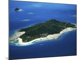 Castaway Island Resort, Mamanuca Islands, Fiji-David Wall-Mounted Photographic Print