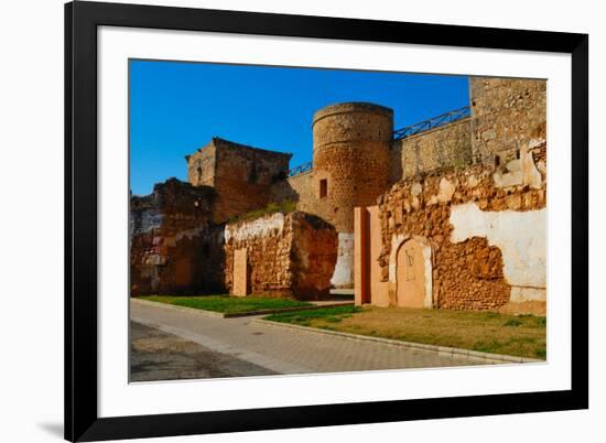 Castle-monysasi-Framed Photographic Print