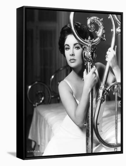 CAT ON A HOT TIN ROOF, 1958 directed by RICHARD BROOKS Elizabeth Taylor (b/w photo)-null-Framed Stretched Canvas